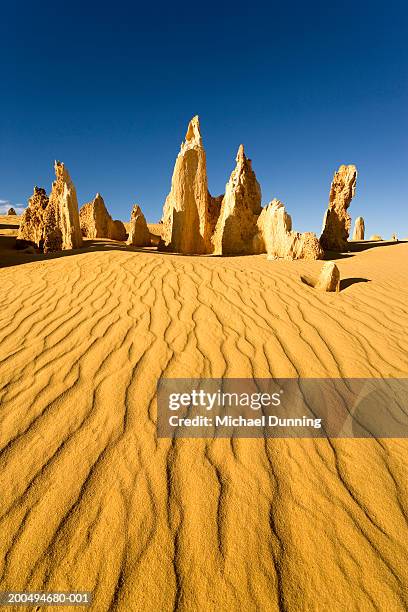 australia, nambung np, pinnacles, outdoors - western australia stock pictures, royalty-free photos & images