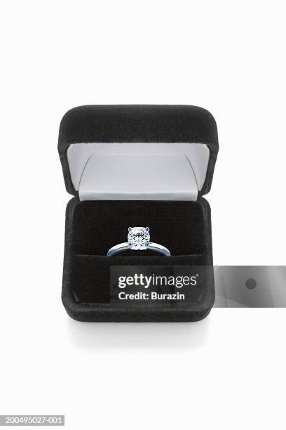 diamond ring in box, against white background, close-up - engagement ring imagens e fotografias de stock