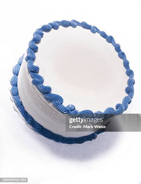 blank birthday cake - birthday cake white background stock pictures, royalty-free photos & images