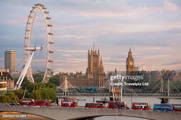 england, london, london eye and houses of parliament - ロンドン・アイ ストックフォトと画像