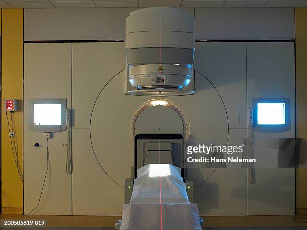 radiology room - radiotherapy stock pictures, royalty-free photos & images