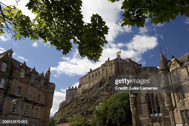 uk, scotland, edinburgh castle, building exterior - wt1 stock pictures, royalty-free photos & images