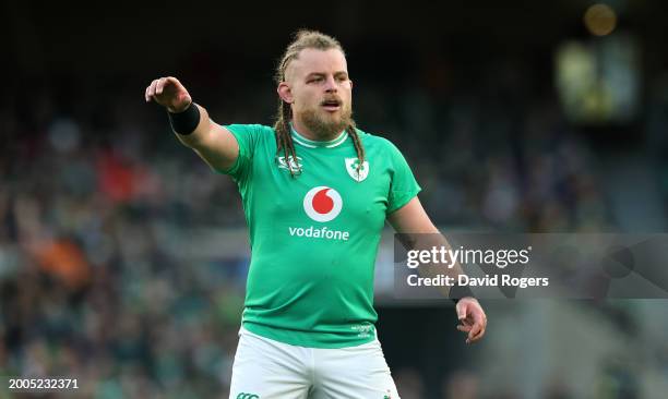 Finlay Bealham of Ireland shouts instructions during the Guinness Six Nations 2024 match between Ireland and Italy at Aviva Stadium on February 11,...