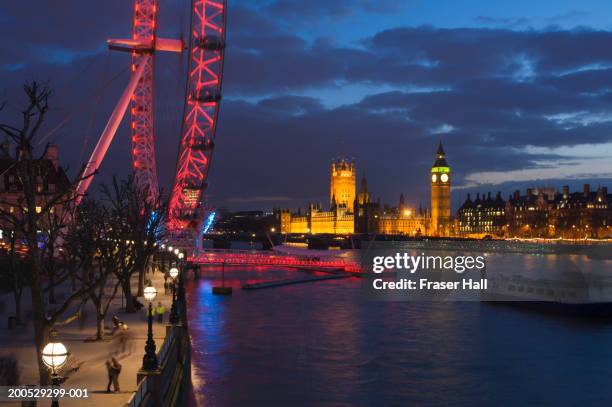 england, london, millennium wheel, houses of parliament, dusk - millennium wheel imagens e fotografias de stock