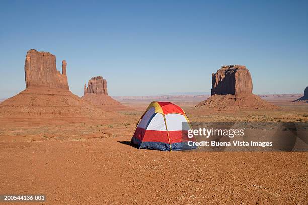 usa, arizona, monument valley, small tent in monument valley - the comedy tent stock pictures, royalty-free photos & images