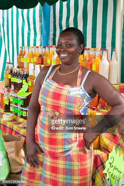 fruit vendor in ste-anne, martinique, french caribbean - antilles stockfoto's en -beelden