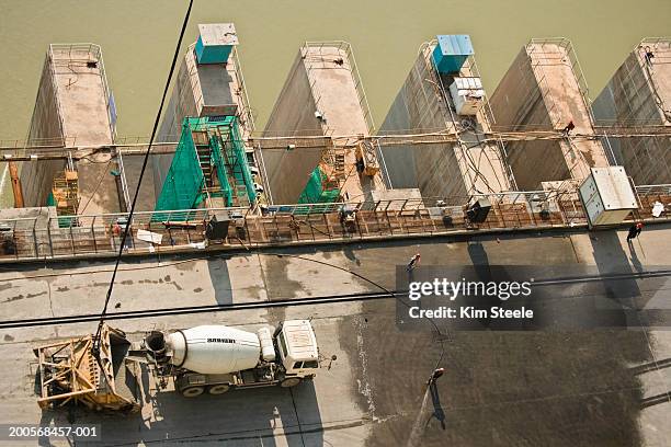 hydro-electric power station at three gorges dam, elevated view - 中国三峡 ストックフォトと画像