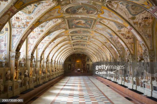 germany, munich, antiquarium at residenz - münchner residenz stock-fotos und bilder