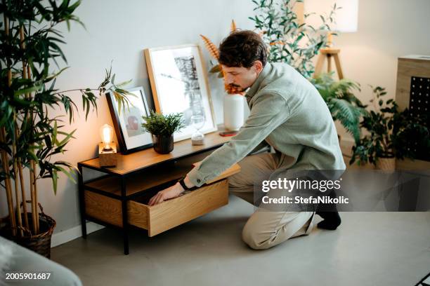 Pulling Open Draw 280 Man Open Drawer Stock Photos, High-Res Pictures, and Images - Getty ...