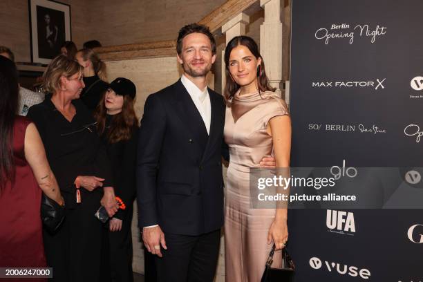Mathias Rohla 240 Mia Rohla Stock Photos, High-Res Pictures, and Images - Getty Images