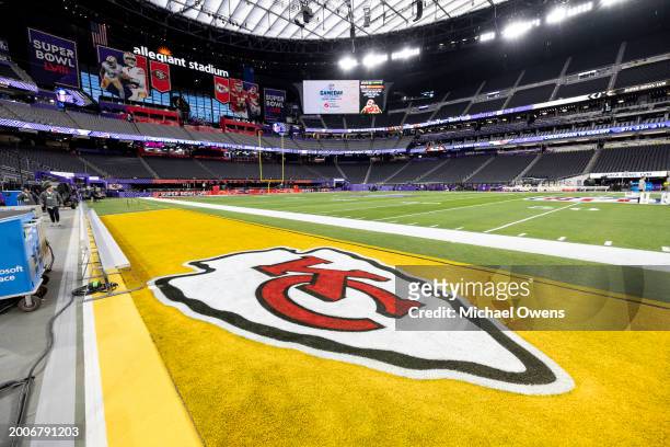 General wide view of the Kansas City Chiefs bench logo prior to the NFL Super Bowl 58 football game between the San Francisco 49ers and the Kansas...