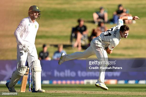 Matt Henry of the New Zealand Black Caps bowls during day one of the Men's Second Test in the series between New Zealand and South Africa at Seddon...