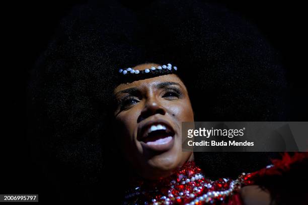 Queen of drums, Evelyn Bastos of Mangueira performs during 2024 Carnival parades at Sapucai Sambodrome on February 12, 2024 in Rio de Janeiro, Brazil.
