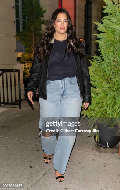Ashley Graham Spring 2,191 Ashley Graham Fashion Model Stock Photos, High-Res Pictures, and ...