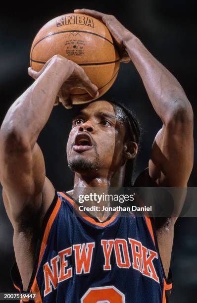 Latrell Sprewell, Small Forward and Shooting Guard for the New York Knicks prepares to make a free throw shot during the NBA Midwest Division...