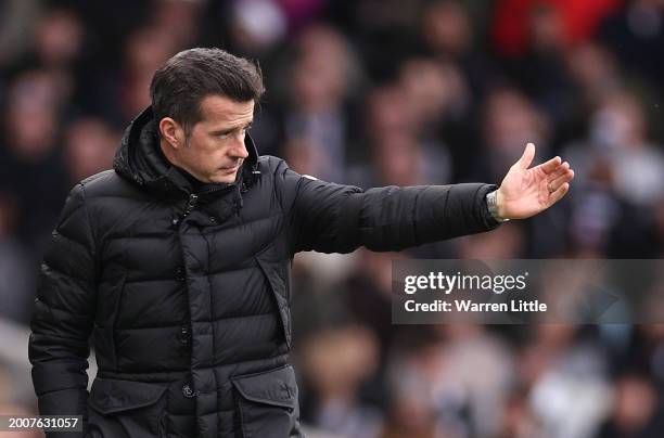 Fulham Manager, Marco Silva gestures to his players during the Premier League match between Fulham FC and AFC Bournemouth at Craven Cottage on...