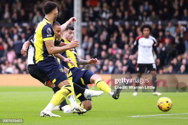 Bobby Reid of Fulham scores his team's first goal during the Premier League match between Fulham FC and AFC Bournemouth at Craven Cottage on February...