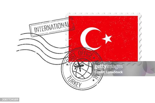 ilustraciones, imágenes clip art, dibujos animados e iconos de stock de sello postal grunge de turquía. ilustración vectorial de postal vintage con bandera nacional turca aislada sobre fondo blanco. estilo retro. - matasellos