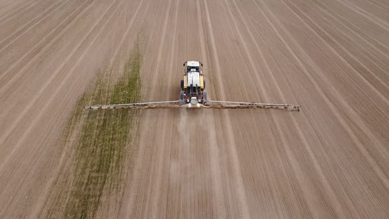 Spraying Rushes Spraying Weeds Videos and HD Footage - Getty Images