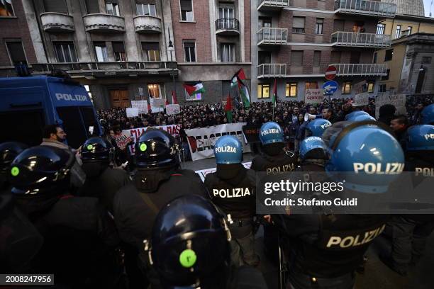 Turin Riots 4,476 Sergio Roberto Photos & High Res Pictures - Getty Images