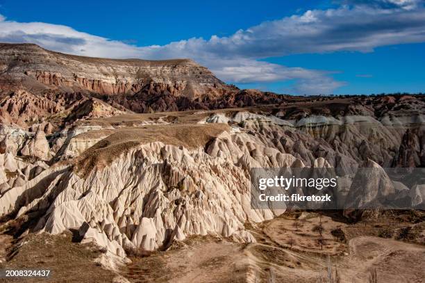 view of kızılçukur valley from above - tufsteenrots stockfoto's en -beelden