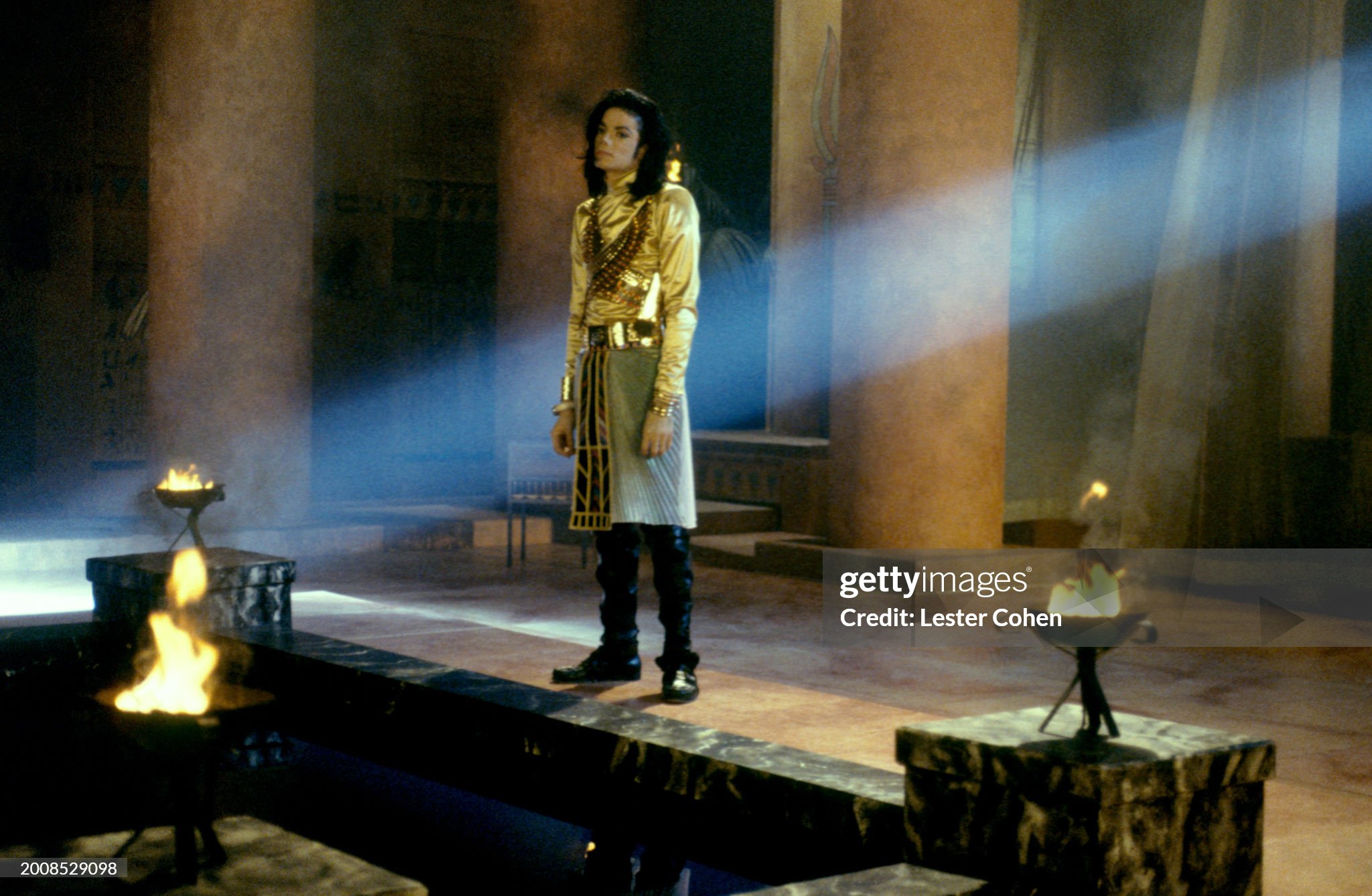 american-singer-michael-jackson-poses-for-a-portrait-on-the-set-of-his-1992-single-music-video.jpg