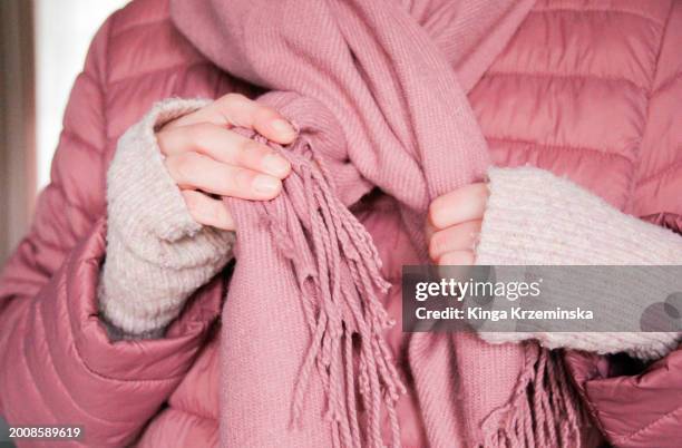 scarf - scarf stock pictures, royalty-free photos & images