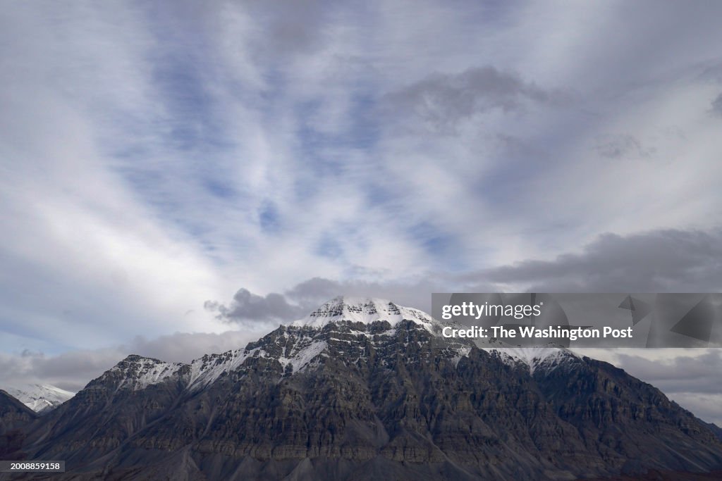 ANAKTUVUK PASS, AK - SEPTEMBER 11: The Brooks Range rises above