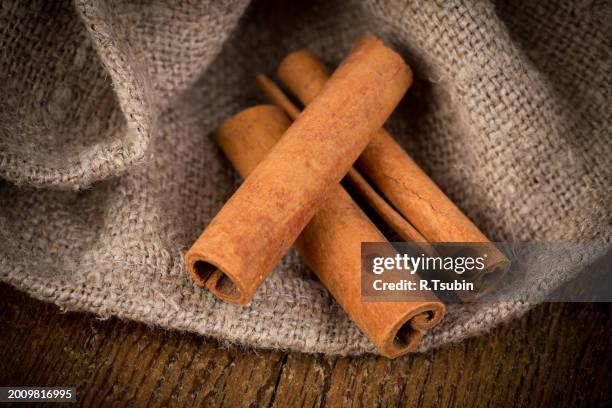 475 Hessian String Stock Photos, High-Res Pictures, and Images - Getty ...