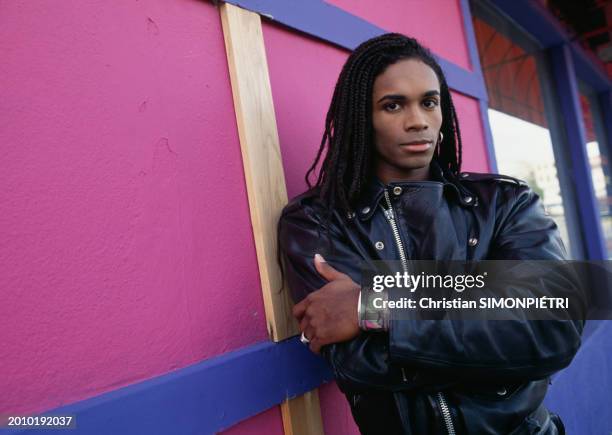 Portrait de Fabrice Morvan, qui monte un groupe Rob and Fab, en photo studio à Los Angeles, en 1993.