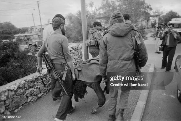 Un commando palestinien a lancé une attaque à Nahariya en Israël, près de la frontière libanaise, dans le but de prendre des israëliens en otage. Ils...