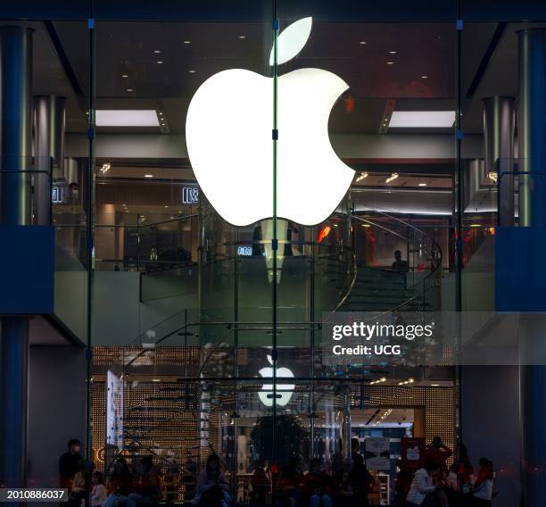 People buying at the Kong Apple store in central, Hong Kong, China.