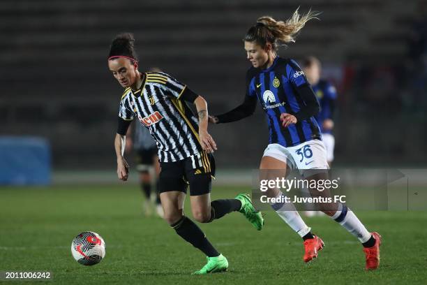 Barbara Bonansea of Juventus in action during the Women Serie A eBay match between FC Internazionale Women and Juventus Women at Arena Civica Gianni...
