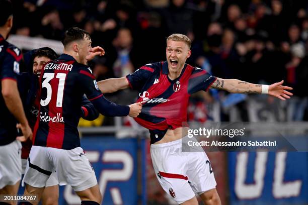 Jens Odgaard of Bologna FC celebrates scoring his team's second goal with teammate bgn31aduring the Serie A TIM match between Bologna FC and ACF...