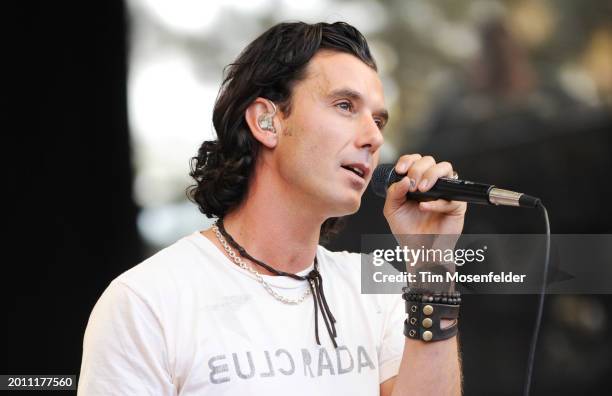 Gavin Rossdale performs during Neil Young's 23rd Annual Bridge Benefit at Shoreline Amphitheatre on October 25, 2009 in Mountain View, California.