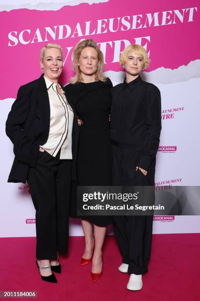 Olivia Colman, Thea Sharrock and Jessie Buckley attend the "Wicked Little Letters - Scandaleusement Votre" Paris Premiere At Drugstore Publicis...