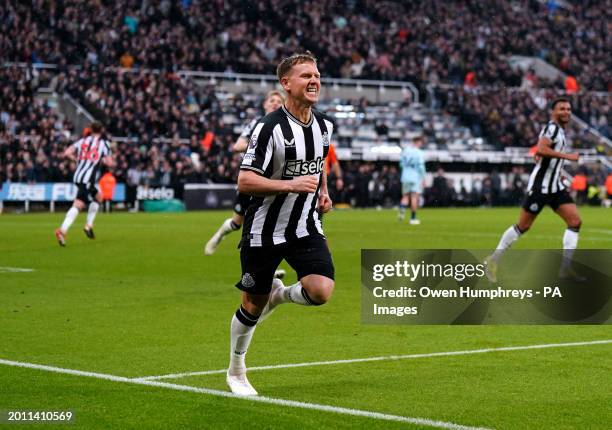 Newcastle United's Matt Ritchie celebrates scoring their side's second goal of the game during the Premier League match at St James' Park, Newcastle...