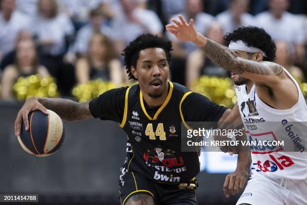 Oostende's Khalil Ahmad pictured in action during a basketball match between Limburg United and BC Oostende, Saturday 17 February 2024 in Hasselt, on...