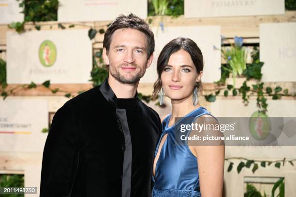 Mathias Rohla 239 Mia Rohla Stock Photos, High-Res Pictures, and Images - Getty Images