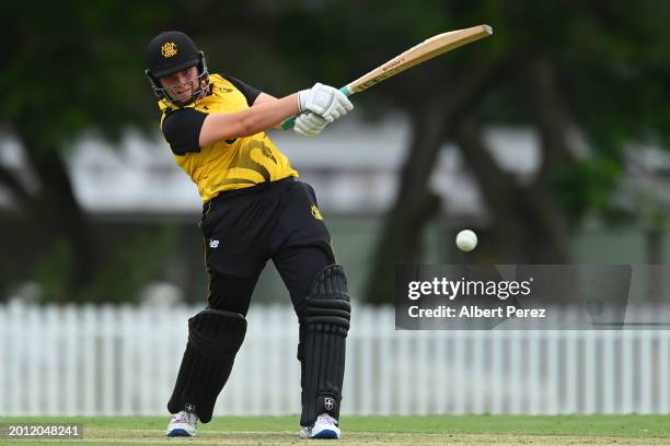 Chloe Ainsworth of Western Australia bats during the WNCL match between Queensland and Western Australia at Allan Border Field, on February 15 in...