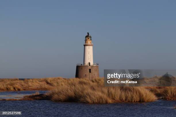 white lighthouse - rattray head stock-fotos und bilder