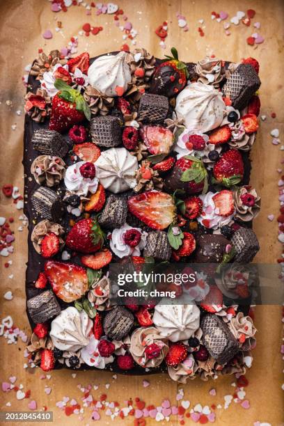 pastel - día de san valentín festivo fotografías e imágenes de stock