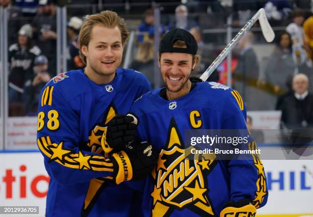 Justin Bieber poses with William Nylander of the Toronto Maple Leafs prior to the 2024 NHL All-Star Game on February 03, 2024 in Toronto, Ontario,...