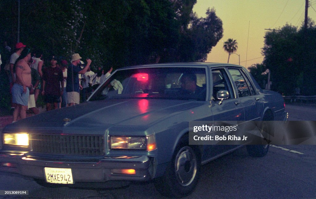 Crowd Control Following OJ Simpson Pursuit