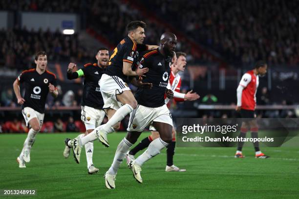 Romelu Lukaku of AS Roma celebrates scoring his team's first goal with teammate Stephan El Shaarawy during the UEFA Europa League 2023/24 Knockout...