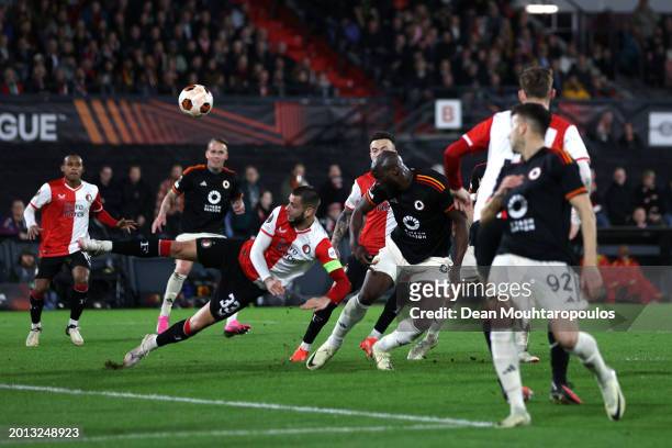 Romelu Lukaku of AS Roma scores his team's first goal during the UEFA Europa League 2023/24 Knockout Round Play-offs First Leg match between...