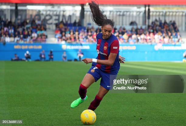 Salma Paralluelo is playing in the match between FC Barcelona and Atletico de Madrid for week 19 of the Liga F at the Johan Cruyff Stadium in...