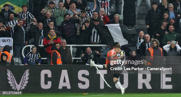 Newcastle United's Matt Ritchie celebrates scoring his side's equalising goal to make the score 2-2 in added on time during the Premier League match...