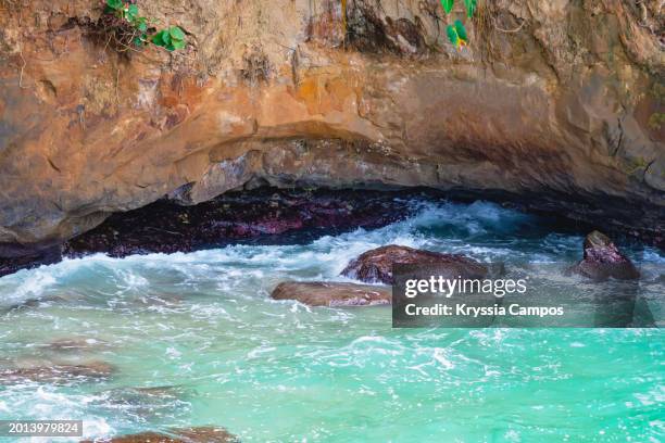 caribbean erosion - puerto viejo stock pictures, royalty-free photos & images