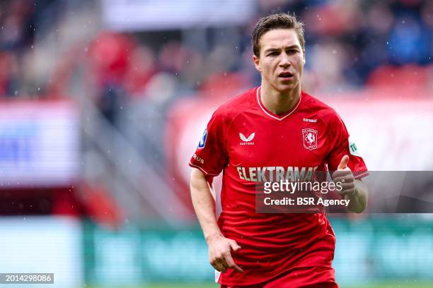 Carel Eiting of FC Twente looks on during the Dutch Eredivisie match between FC Twente and FC Utrecht at De Grolsch Veste on February 18, 2024 in...